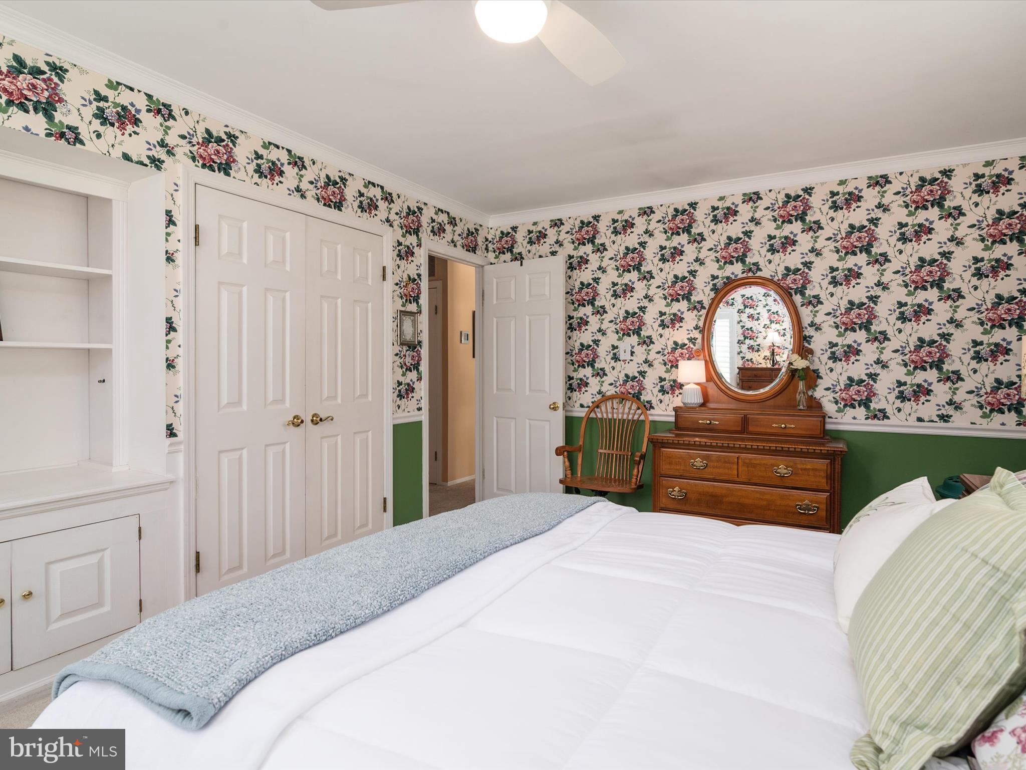 OVERBROOK - Residential