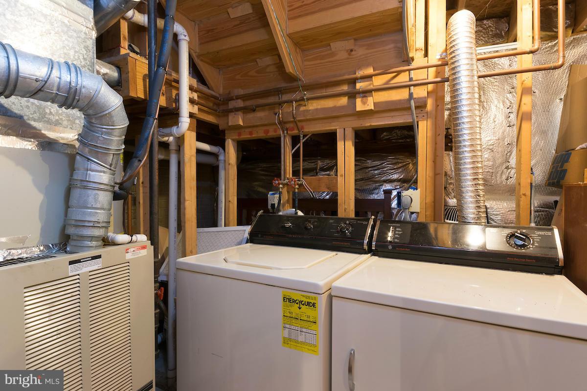 SOUTH POINTE - Residential