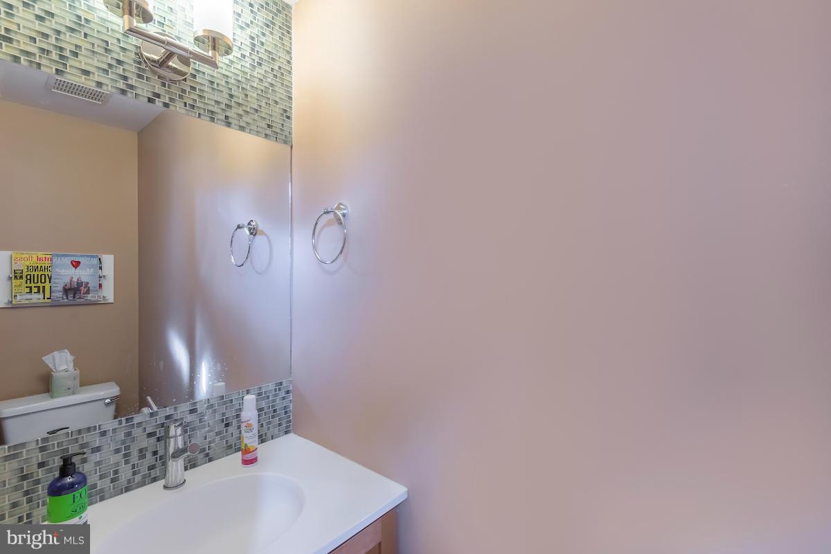 SOUTH POINTE - Residential