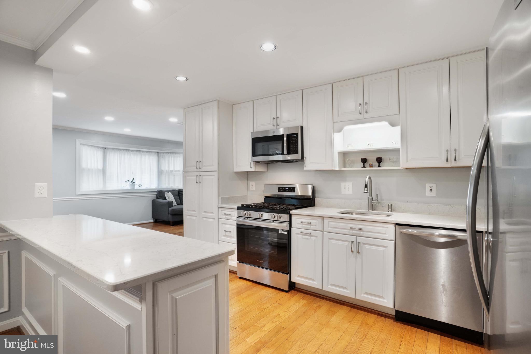 DAVIAN PLACE - Residential