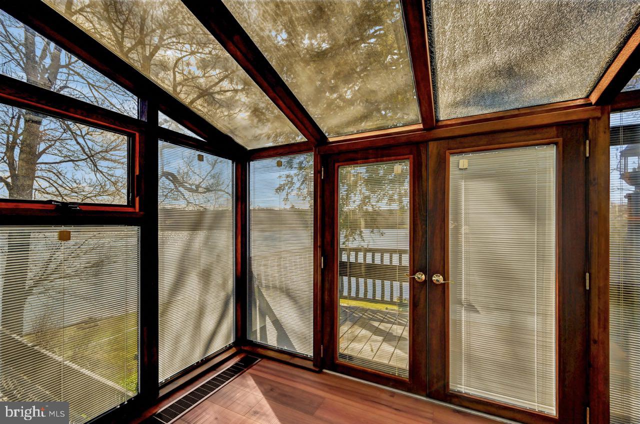 LAKE IN THE CLOUDS - Residential