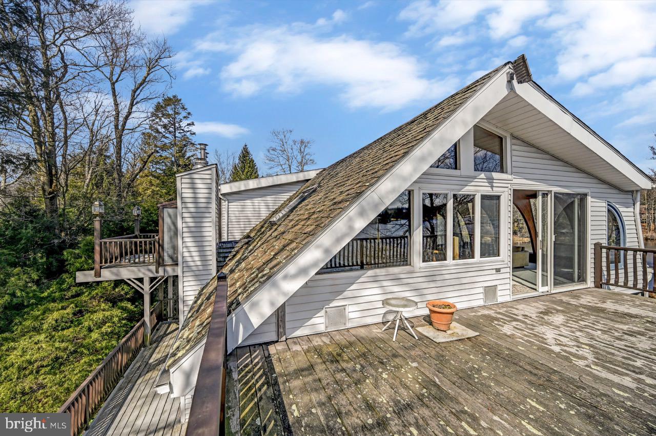 LAKE IN THE CLOUDS - Residential