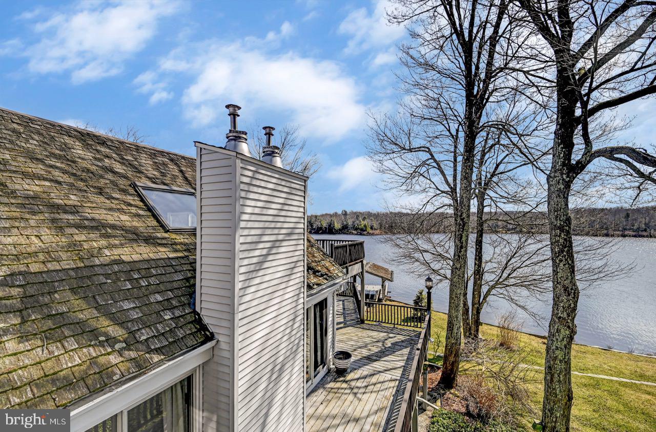 LAKE IN THE CLOUDS - Residential