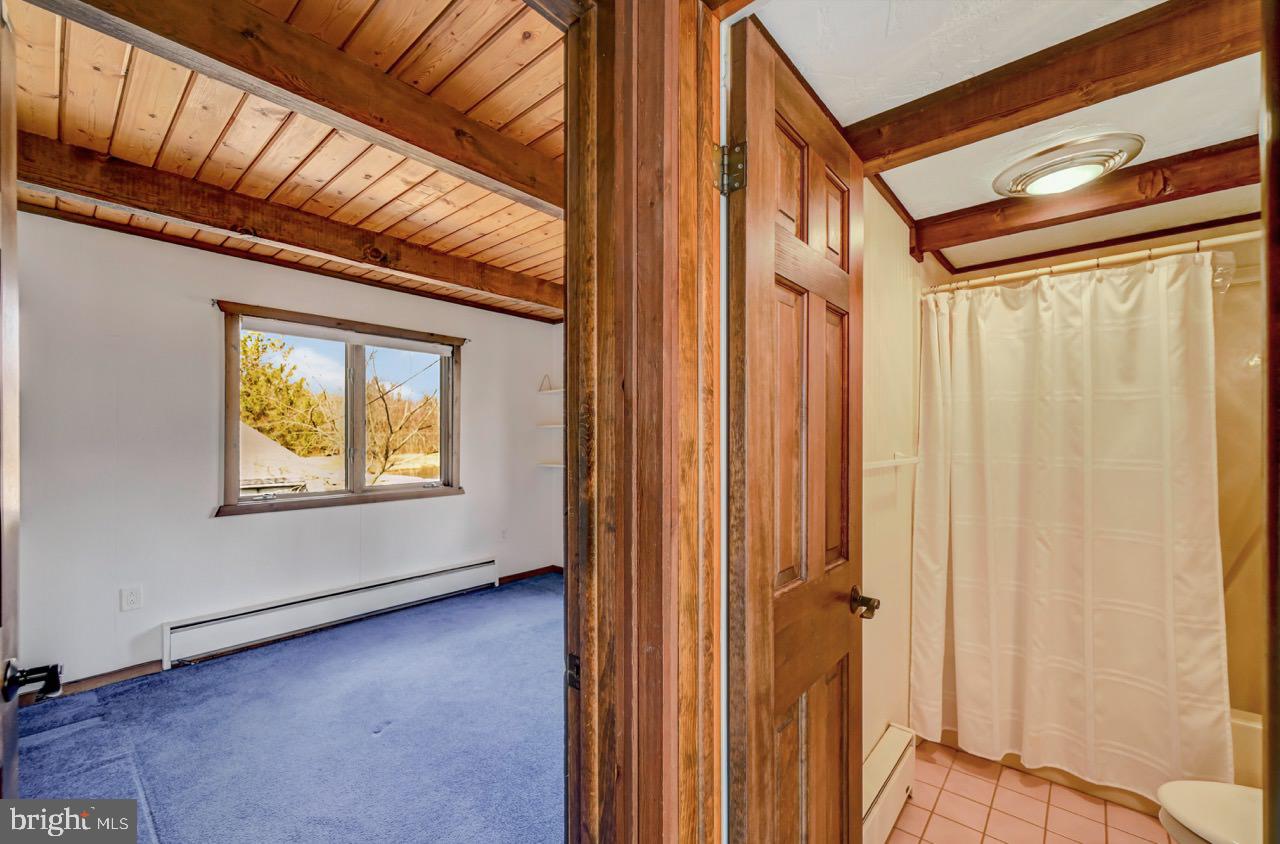 LAKE IN THE CLOUDS - Residential