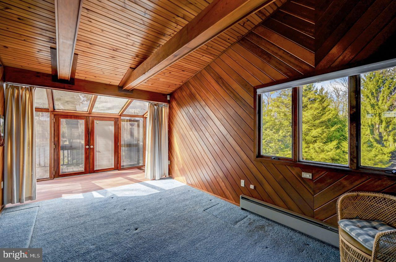 LAKE IN THE CLOUDS - Residential