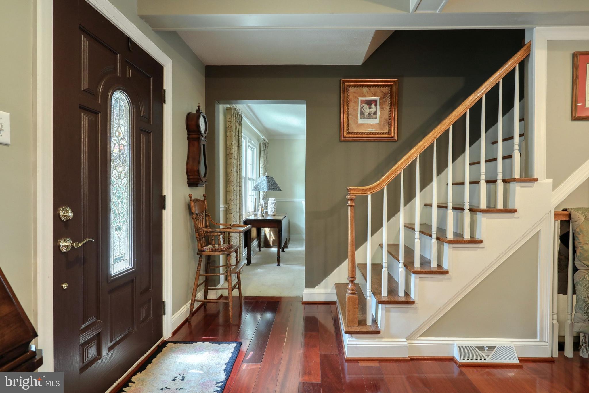 COLONIAL HEIGHTS - Residential