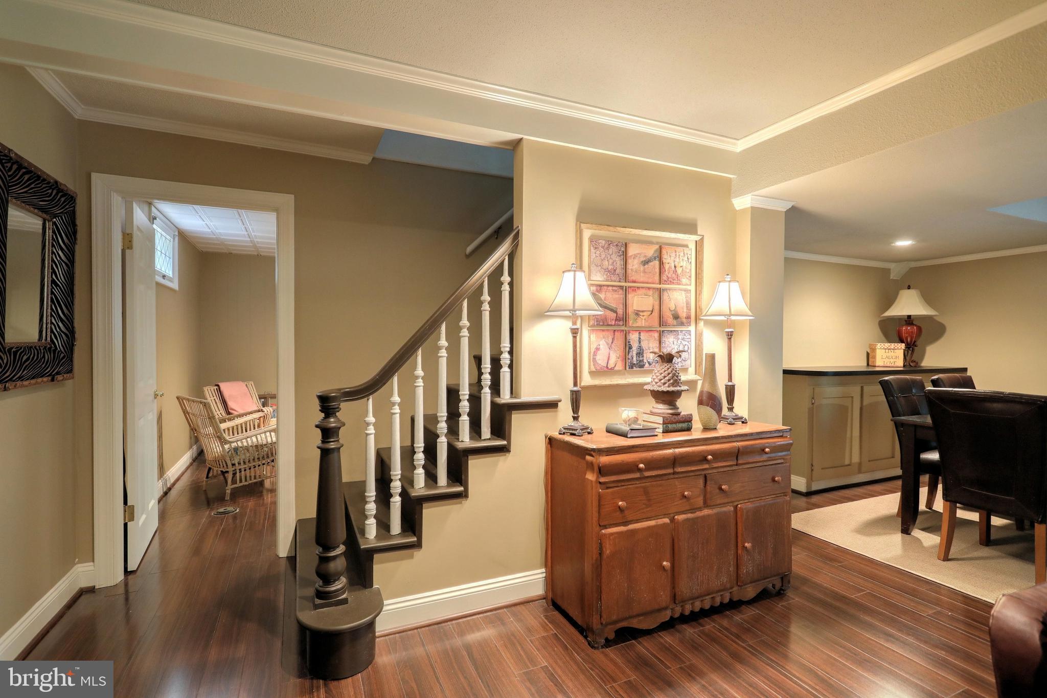 COLONIAL HEIGHTS - Residential