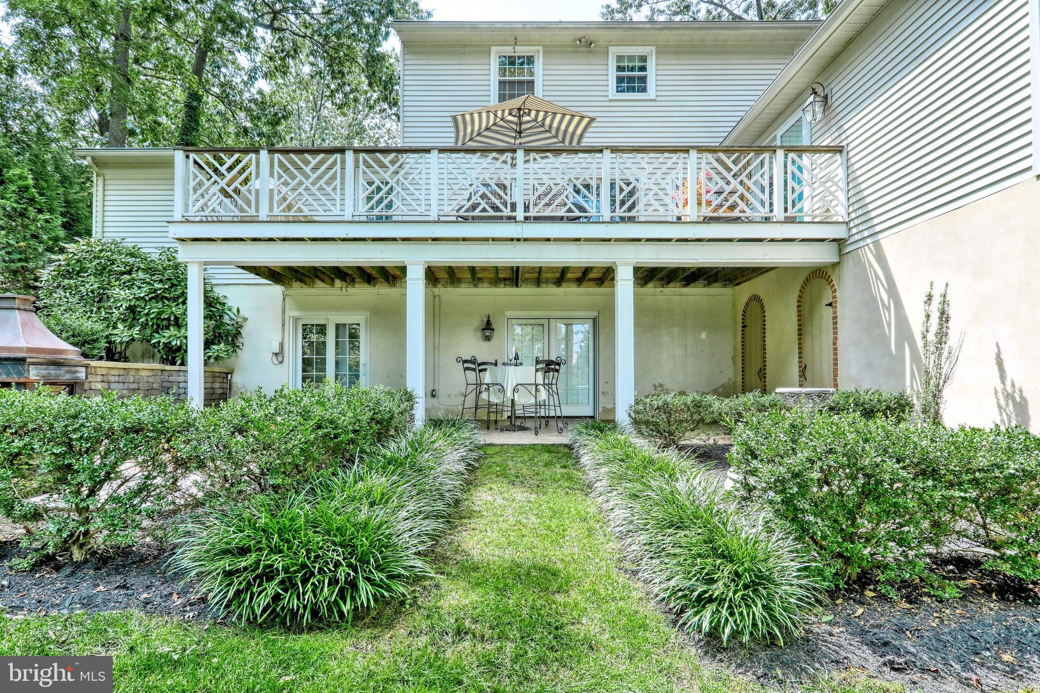 COLONIAL HEIGHTS - Residential