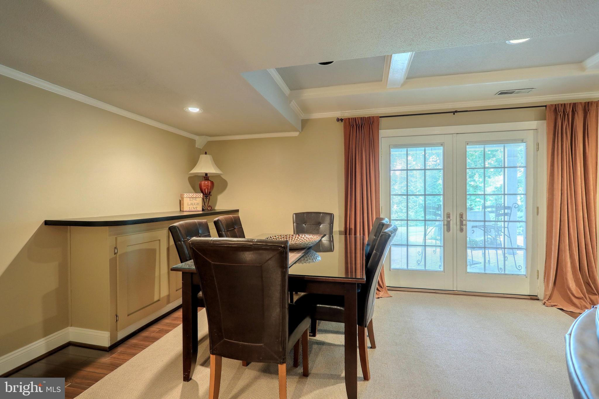 COLONIAL HEIGHTS - Residential