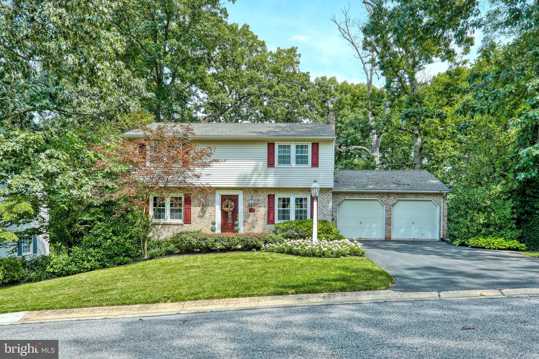 COLONIAL HEIGHTS - Residential
