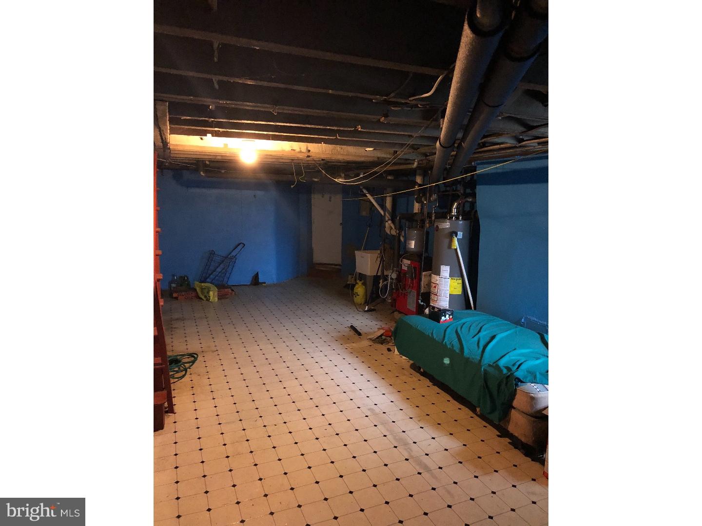 GERMANTOWN (EAST) - Residential