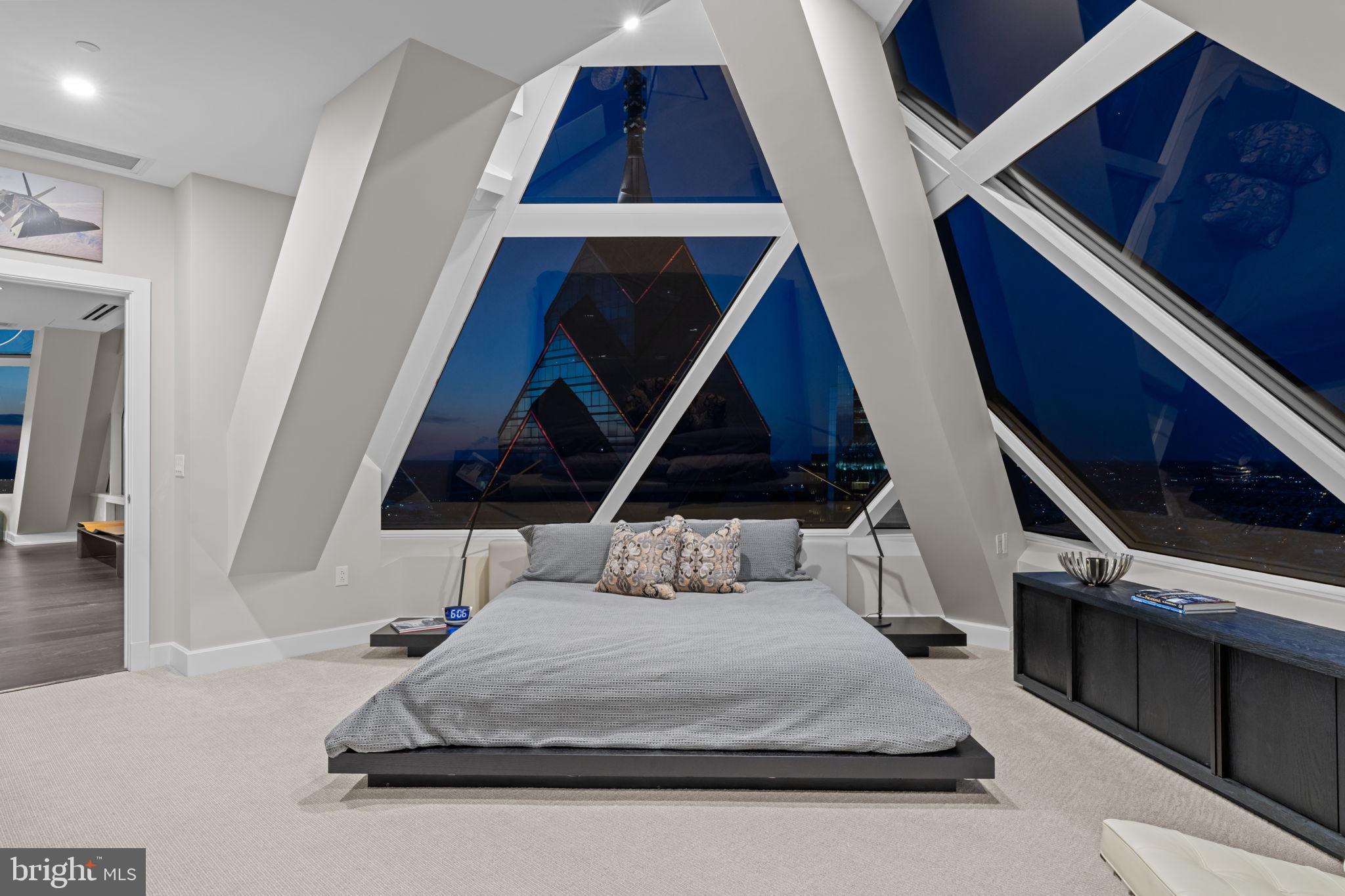 CENTER CITY - Residential