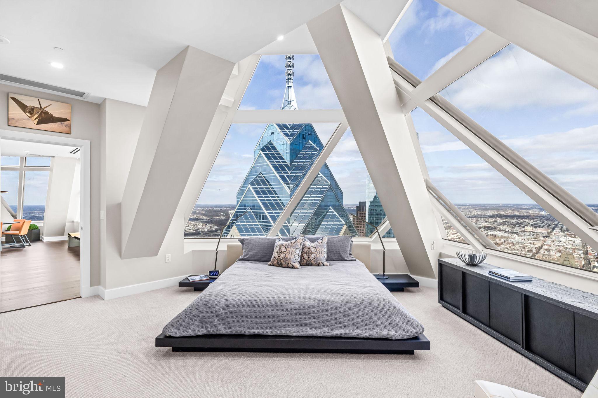 CENTER CITY - Residential