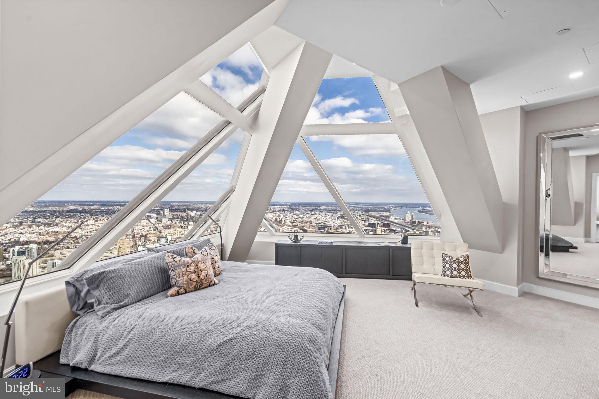 CENTER CITY - Residential