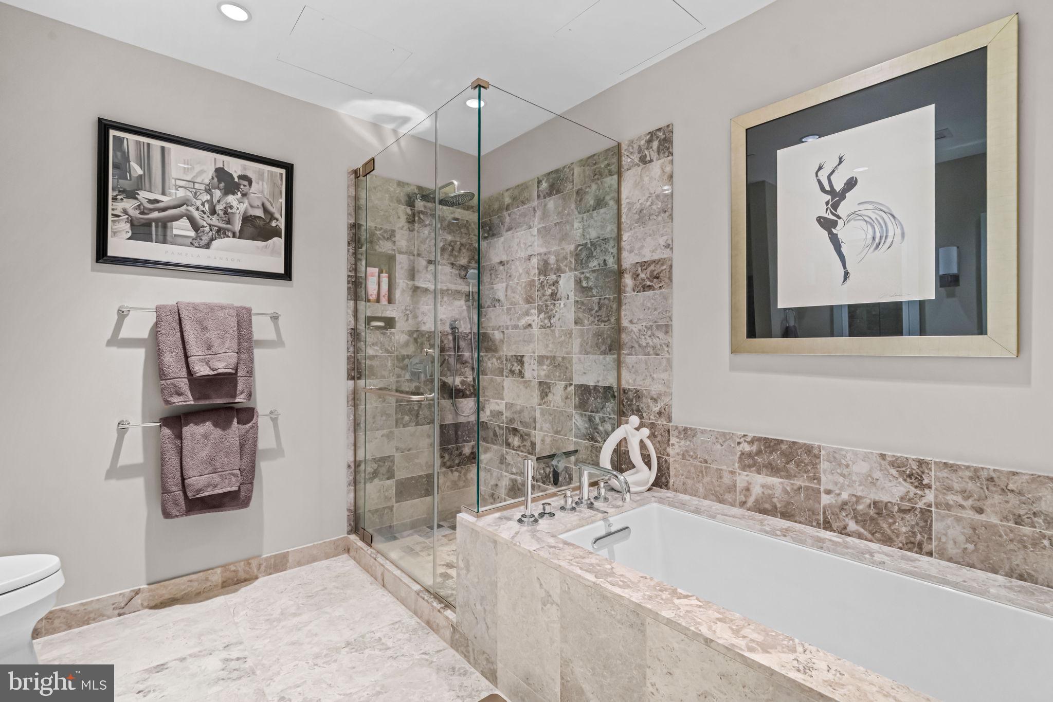 CENTER CITY - Residential