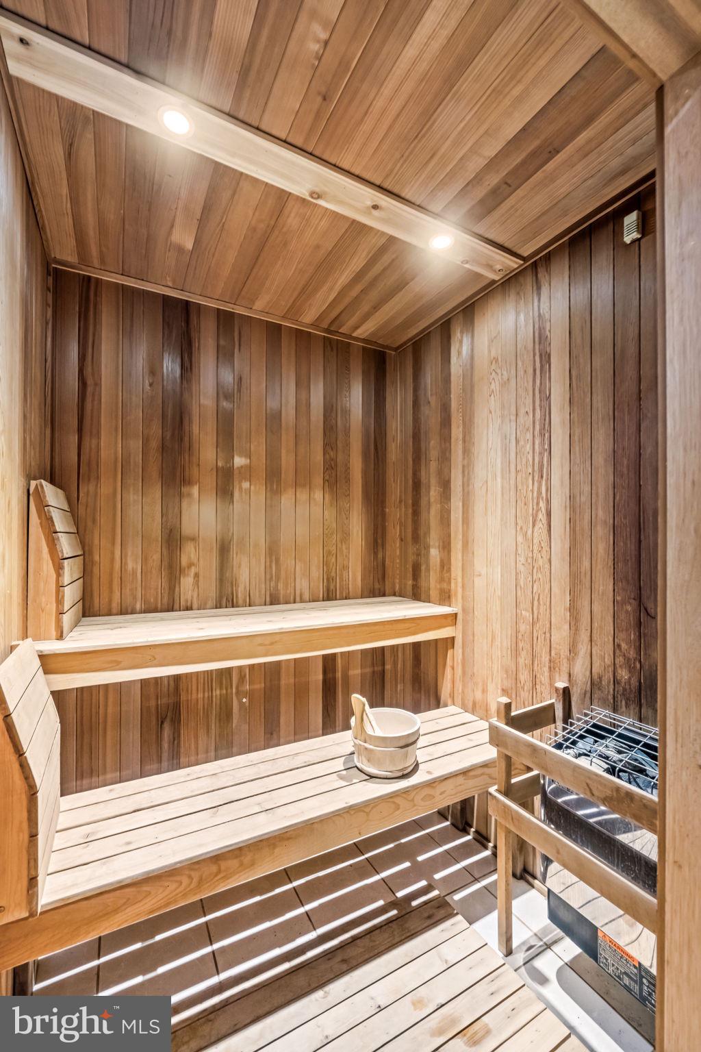 CENTER CITY - Residential