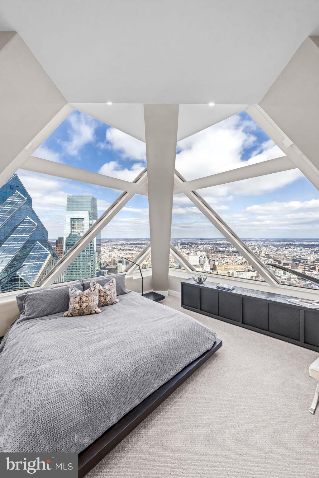 CENTER CITY - Residential