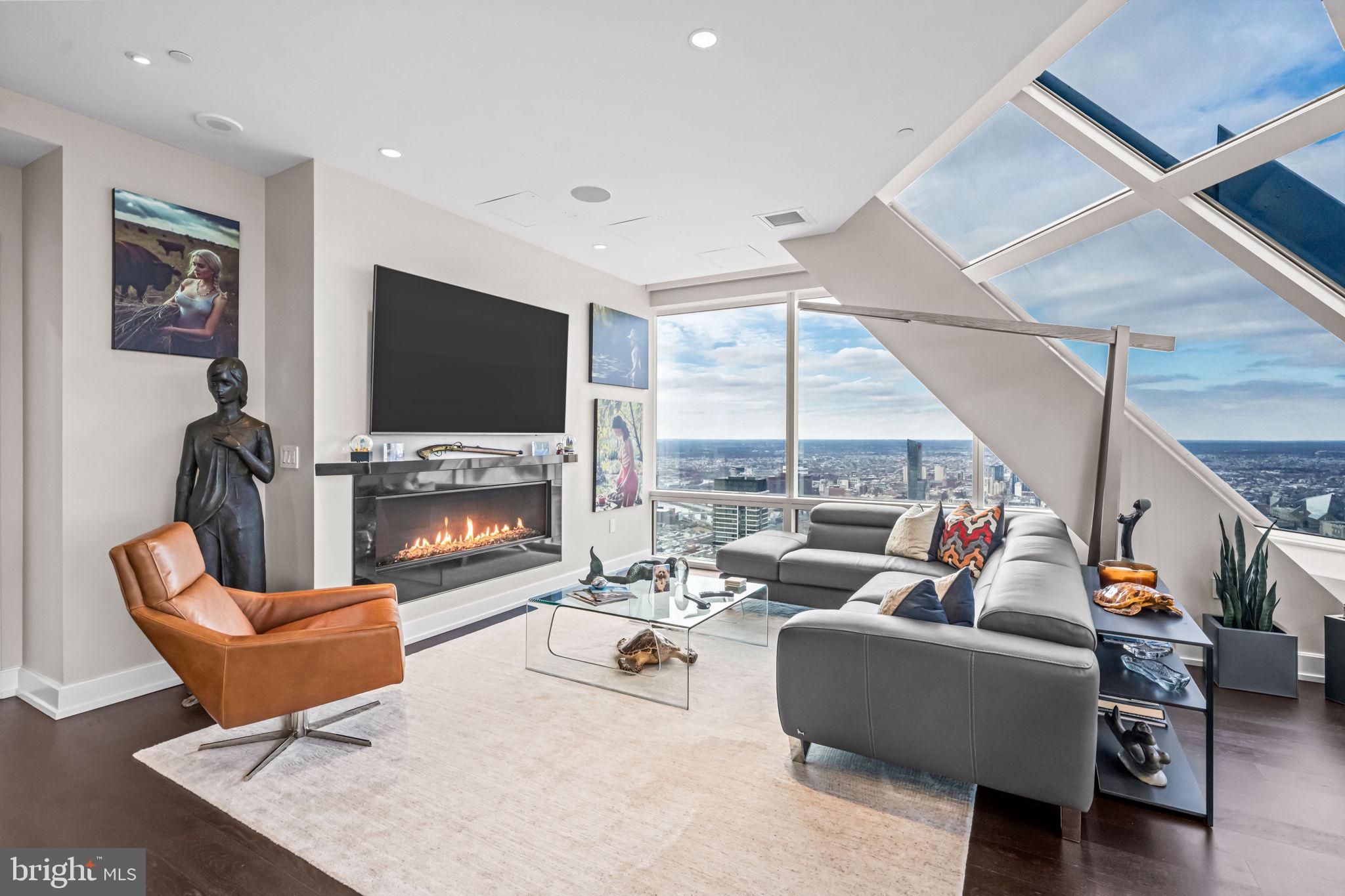 CENTER CITY - Residential