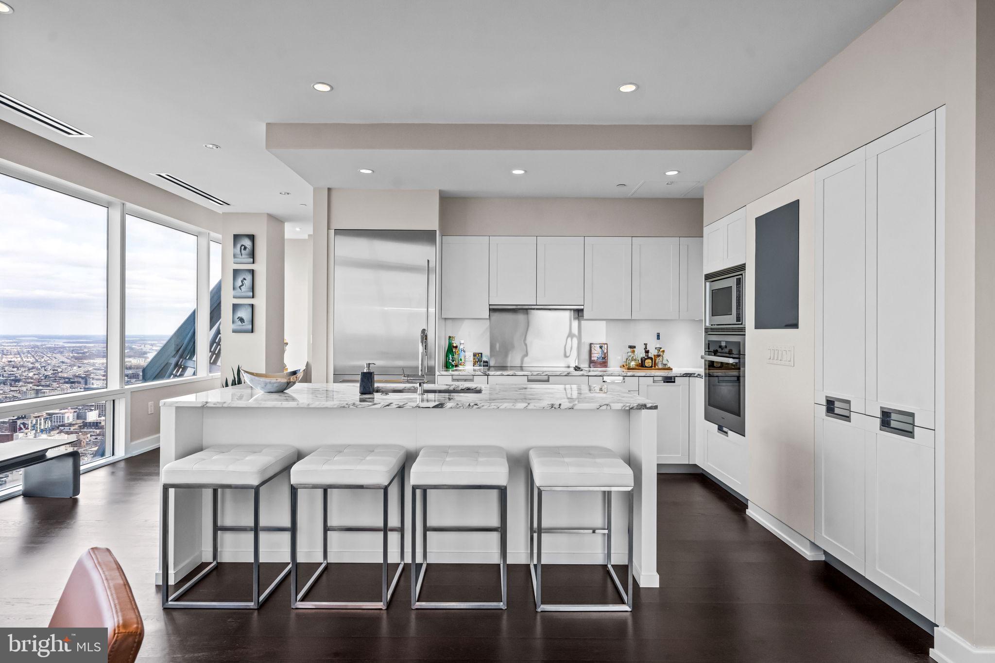 CENTER CITY - Residential