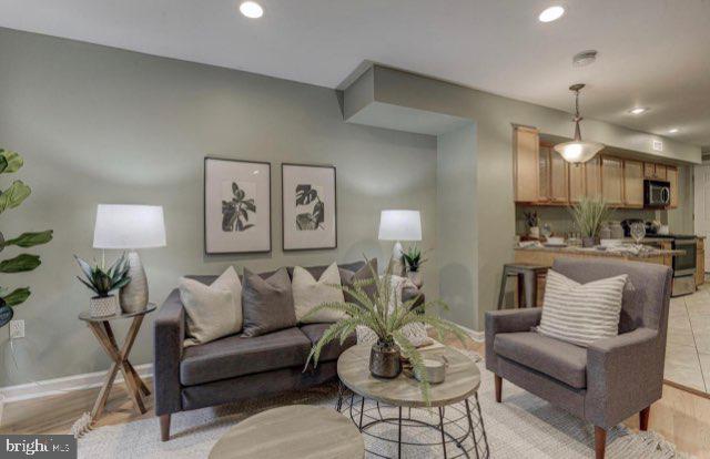 MOUNT CLARE - Residential Lease