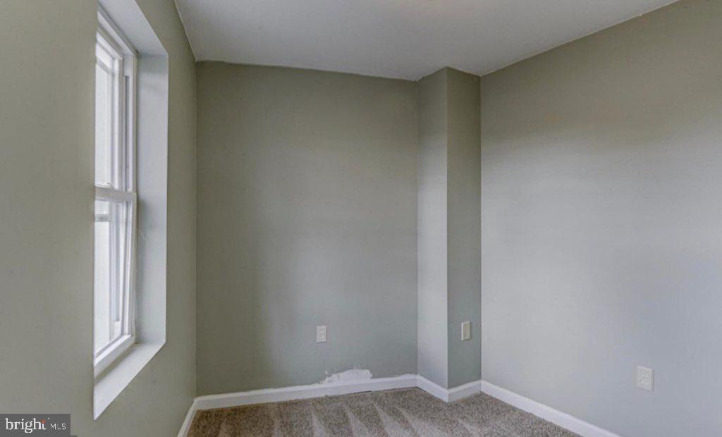 MOUNT CLARE - Residential Lease