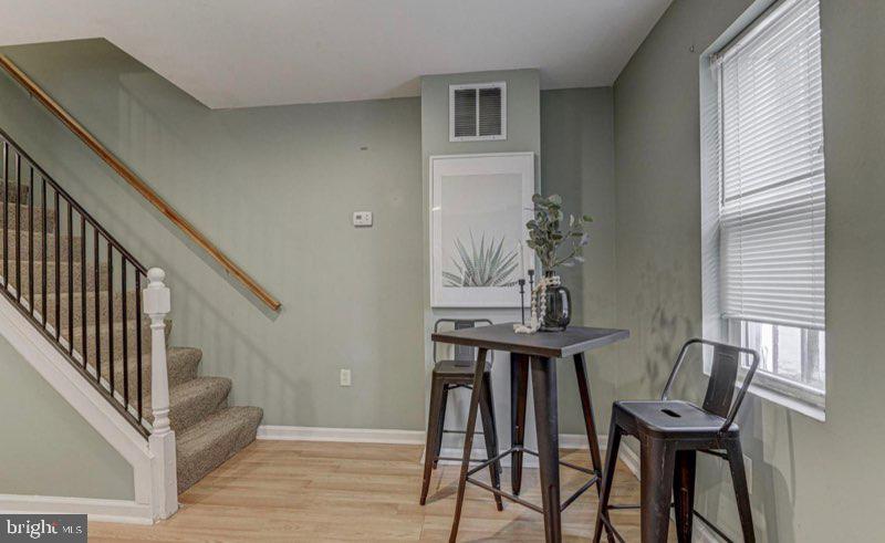 MOUNT CLARE - Residential Lease