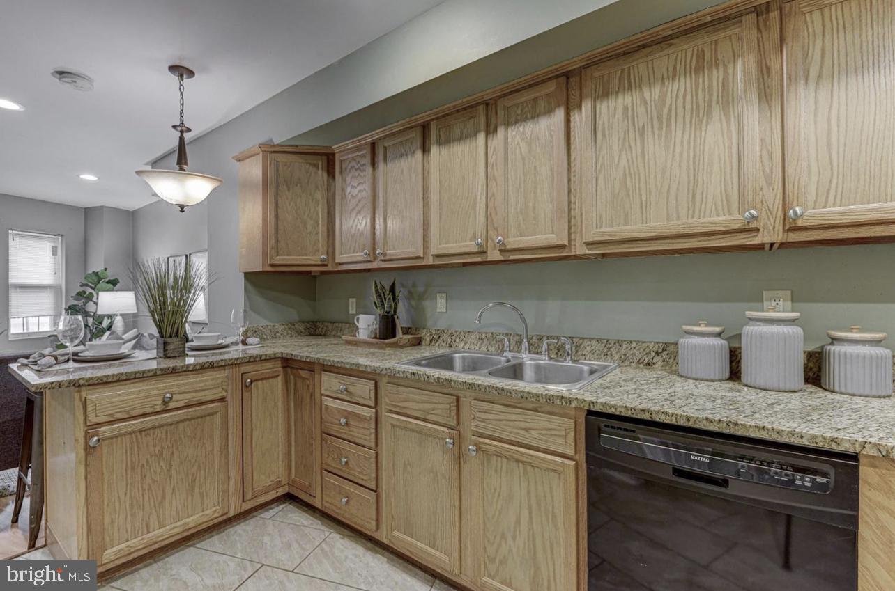 MOUNT CLARE - Residential Lease