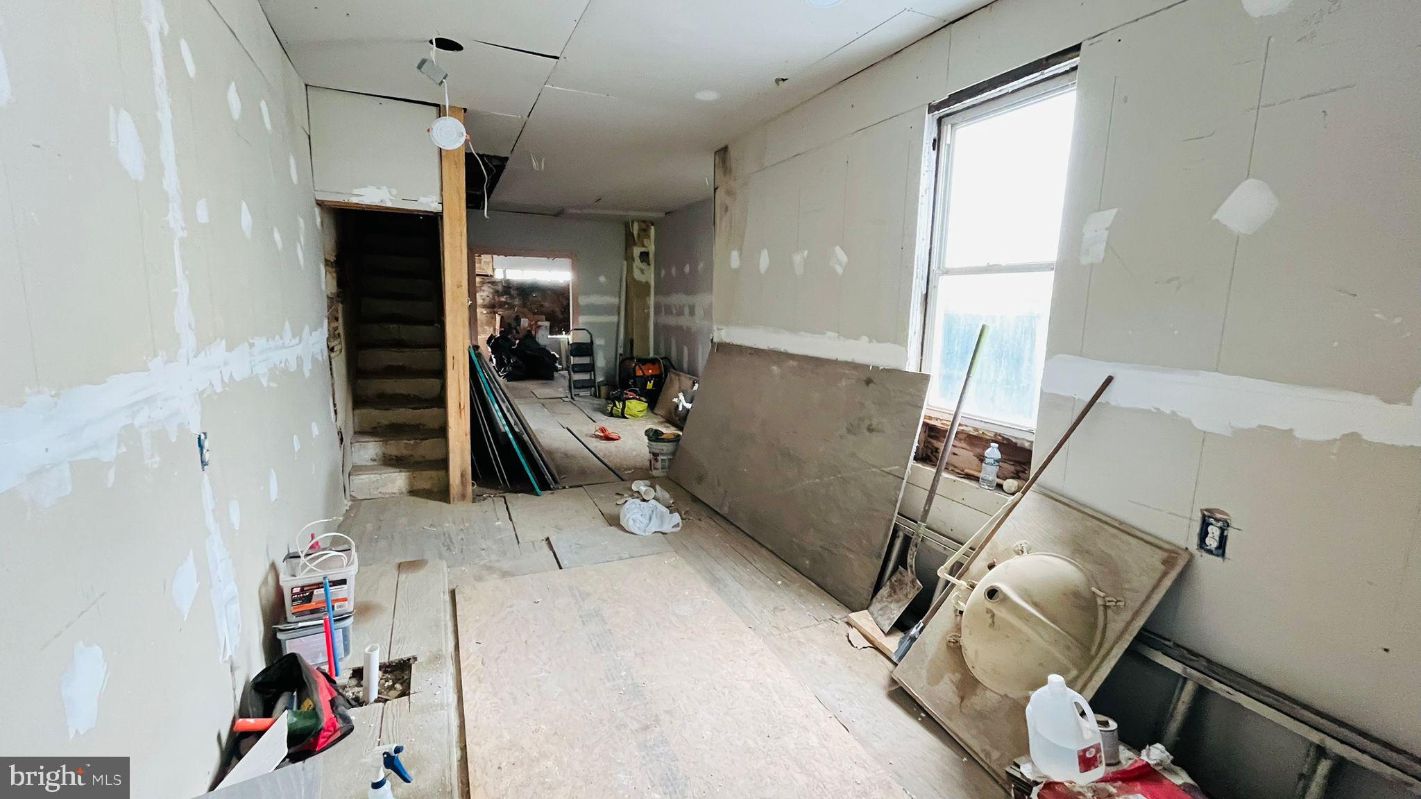 34 N 3RD STREET