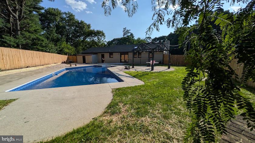 13 RANDALL DRIVE