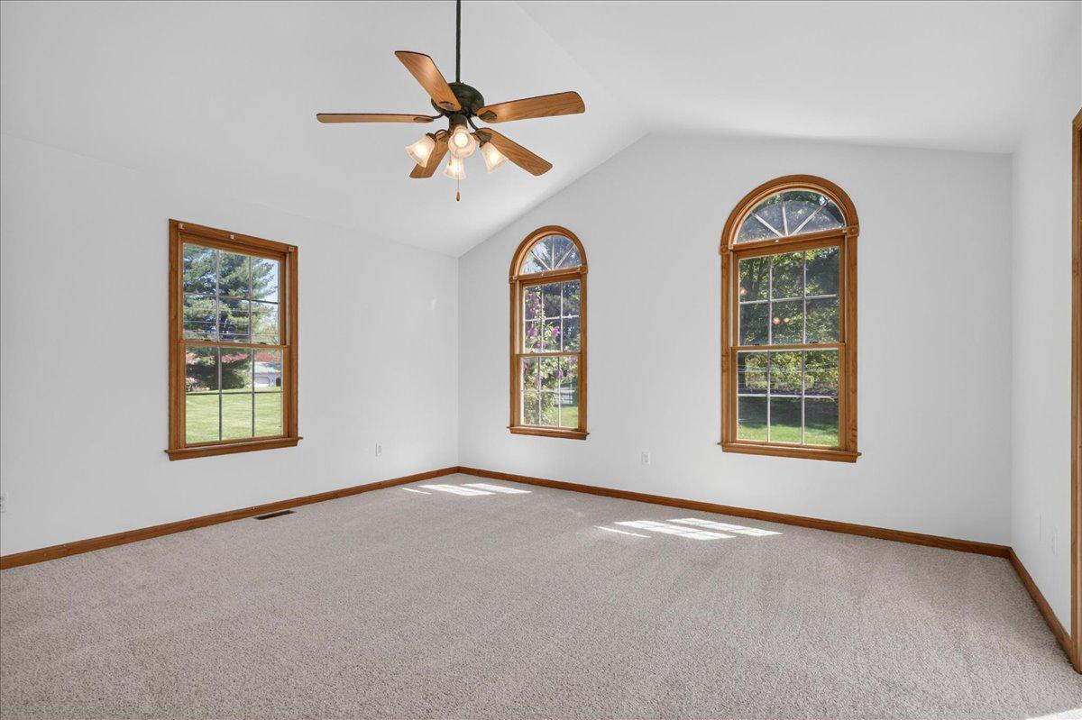 GREEN MANOR FARMS - Residential