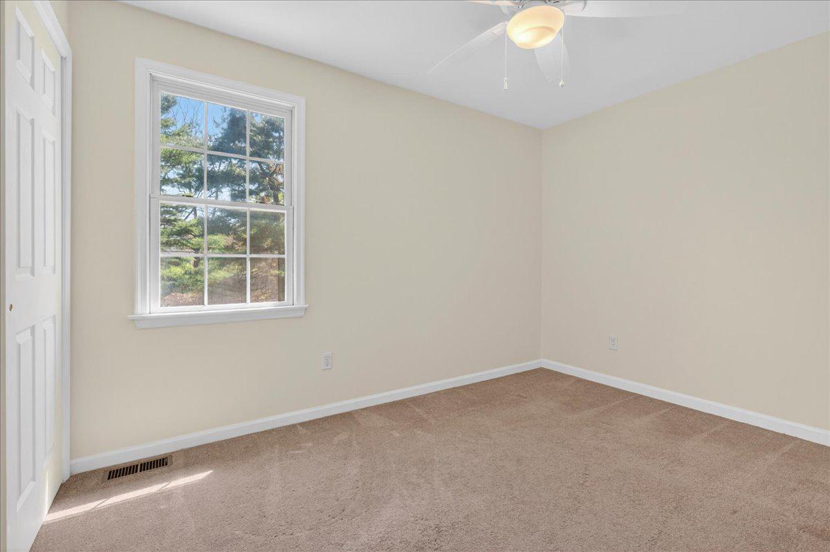 GREEN MANOR FARMS - Residential