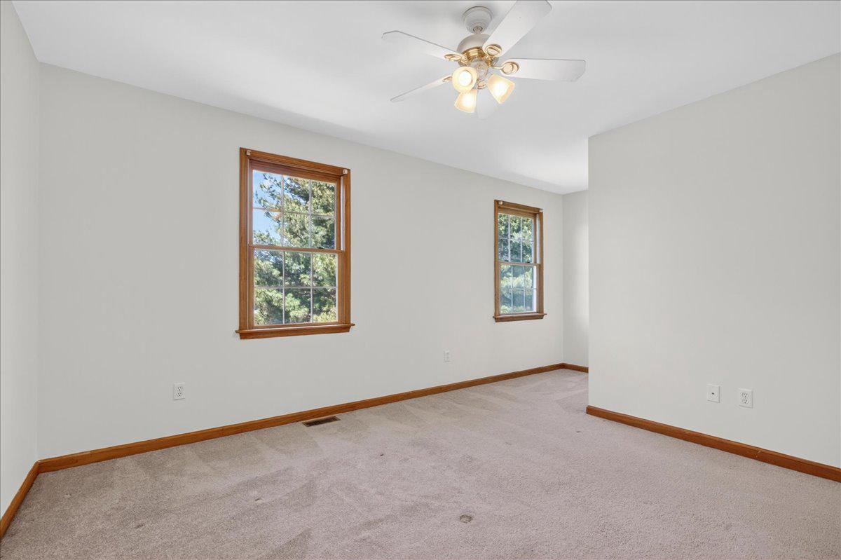 GREEN MANOR FARMS - Residential