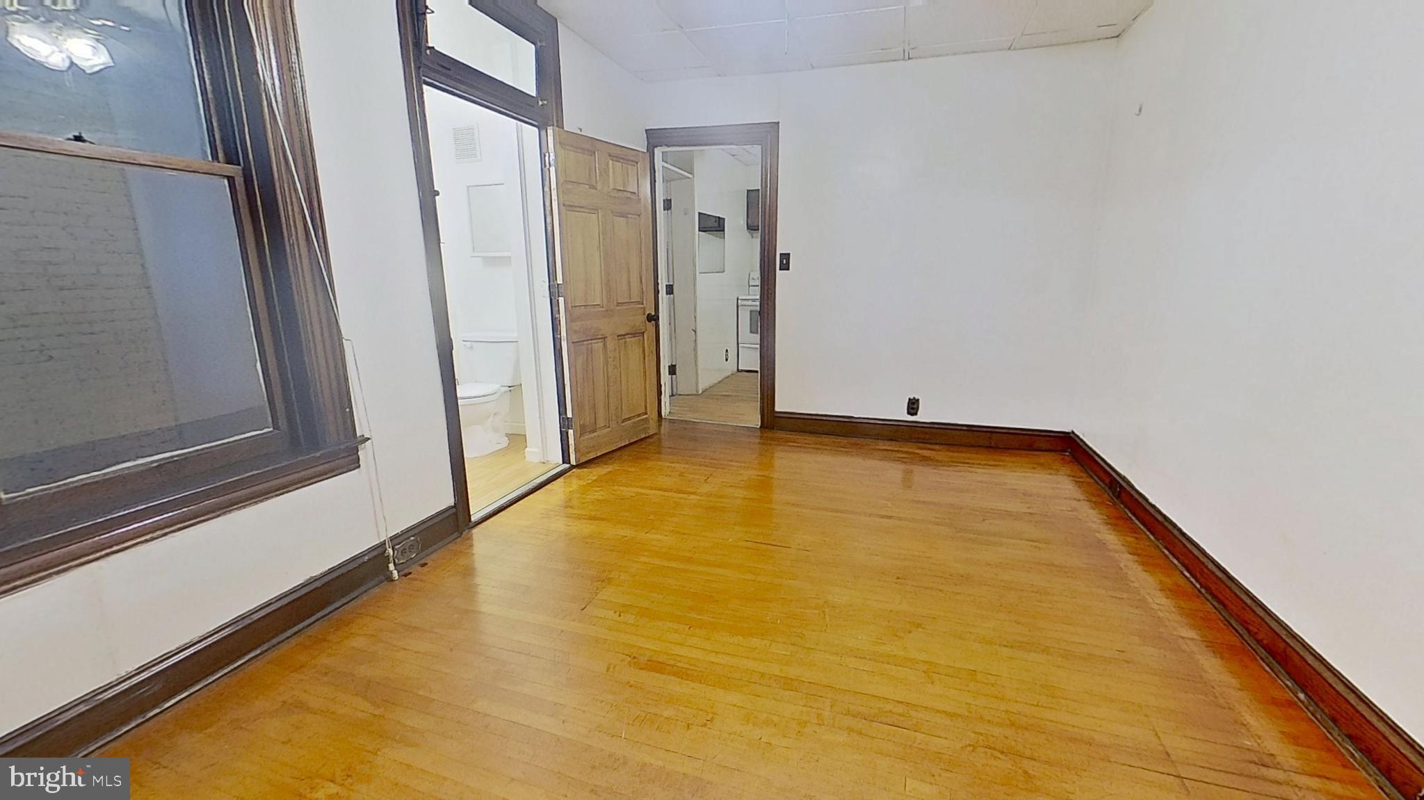 1315 N GEORGE STREET