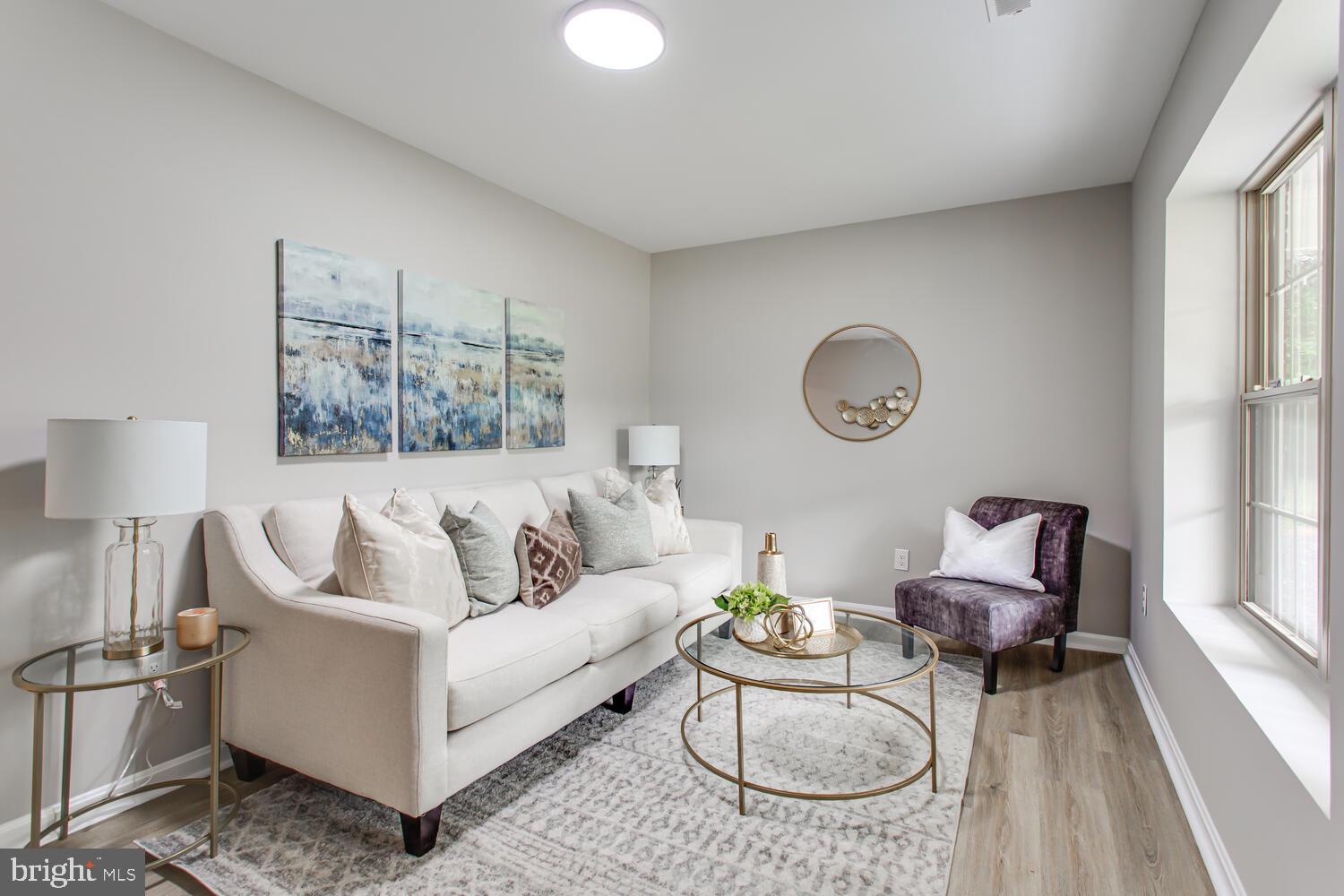 SIMMS LANDING - Residential