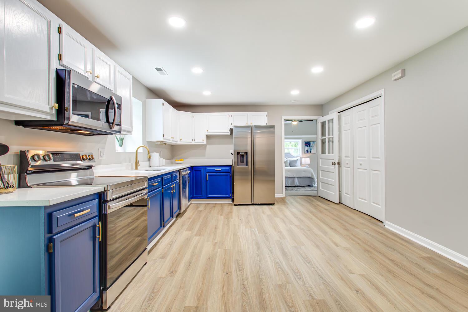 SIMMS LANDING - Residential