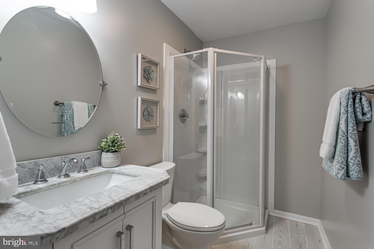 SIMMS LANDING - Residential