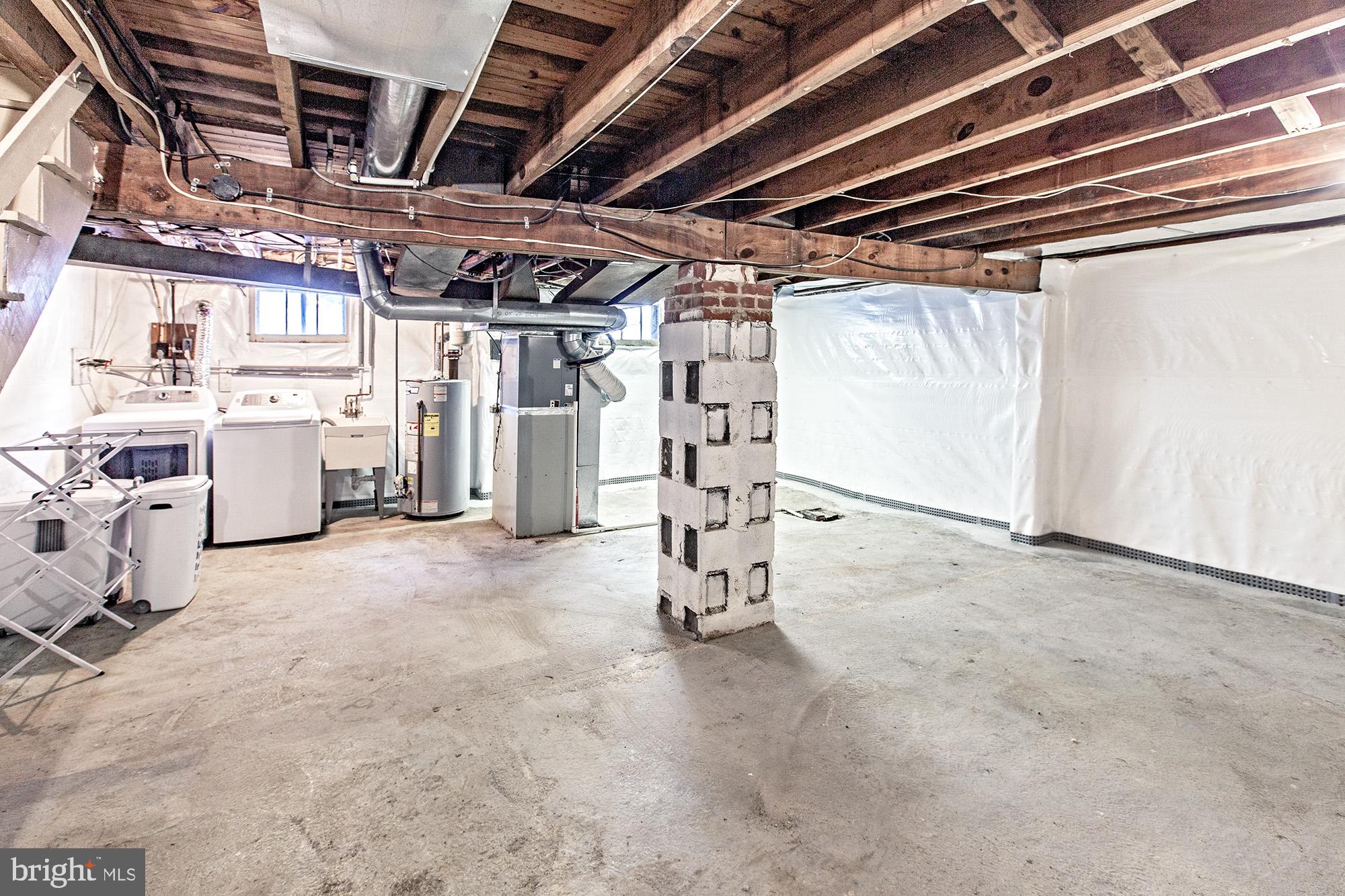 LANCASTER VILLAGE - Residential