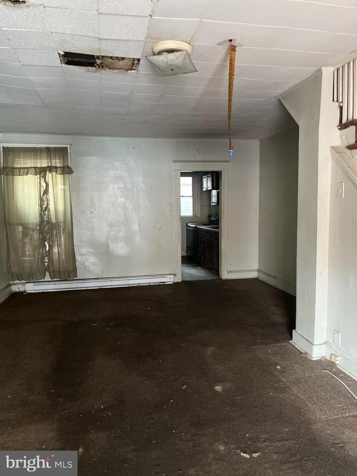 2247 E CAMBRIA STREET