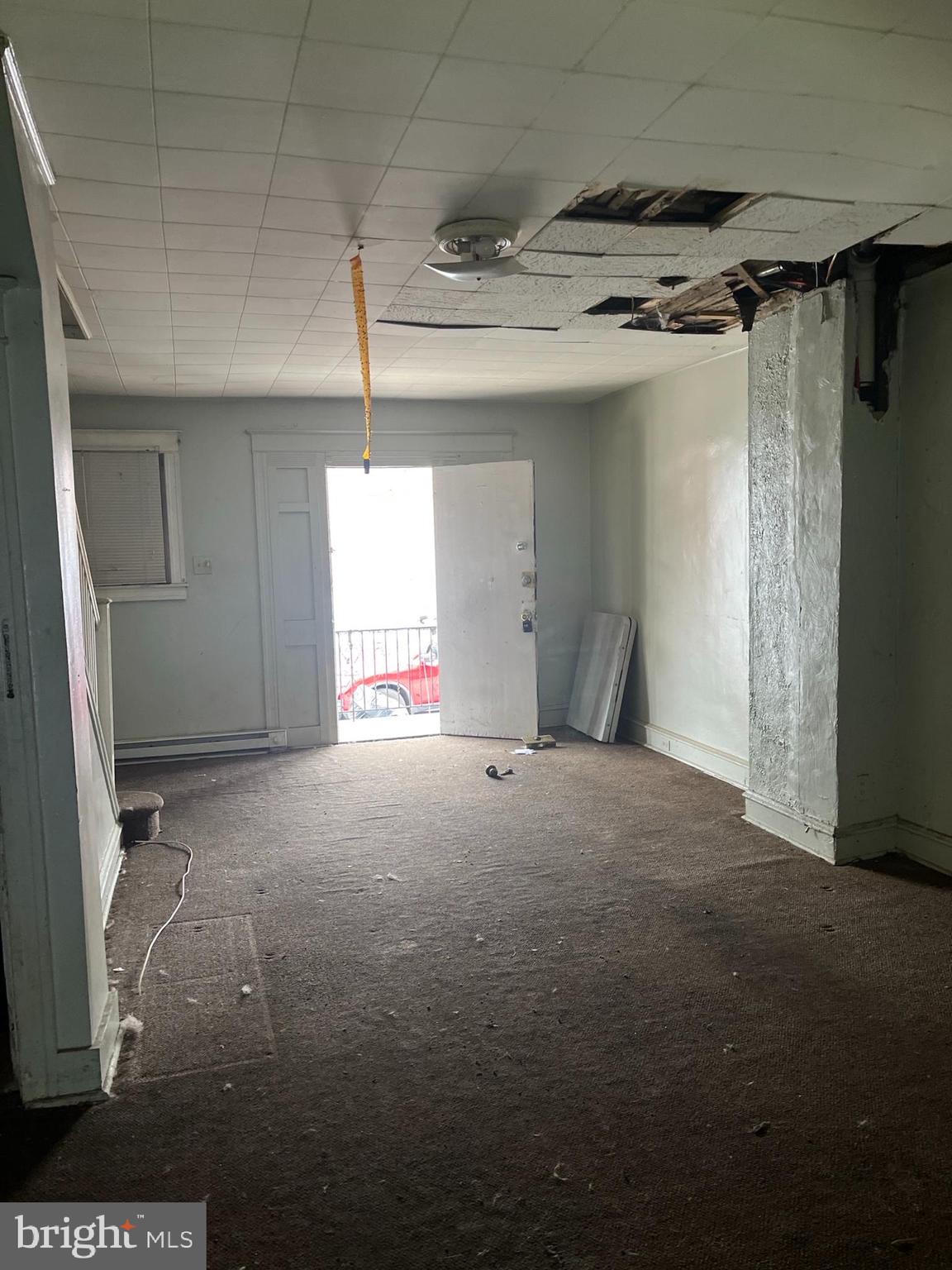 2247 E CAMBRIA STREET