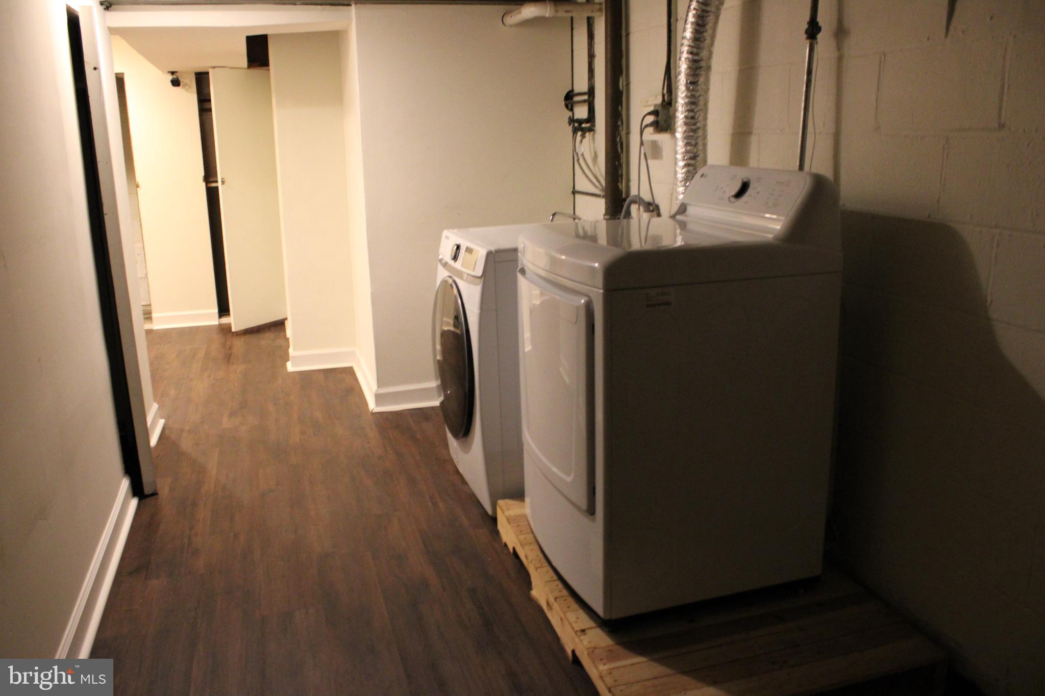 LAURELDALE - Residential