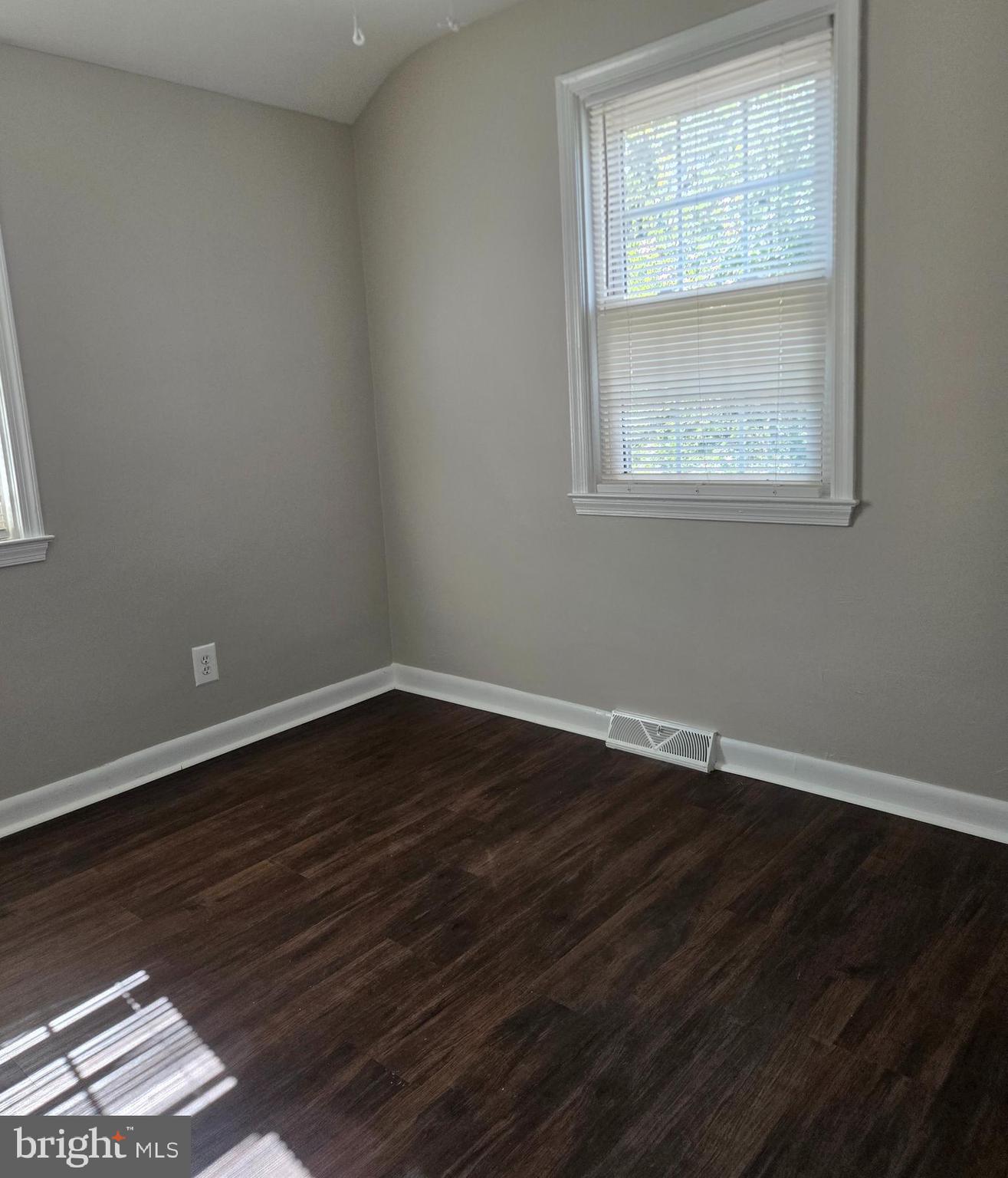 LAURELDALE - Residential