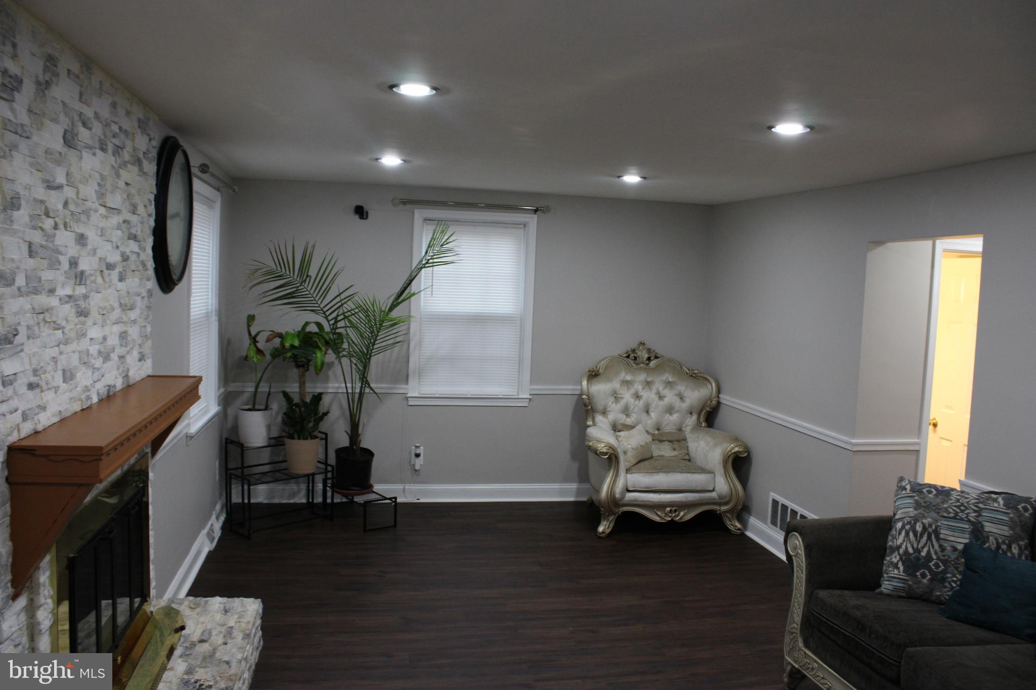 LAURELDALE - Residential