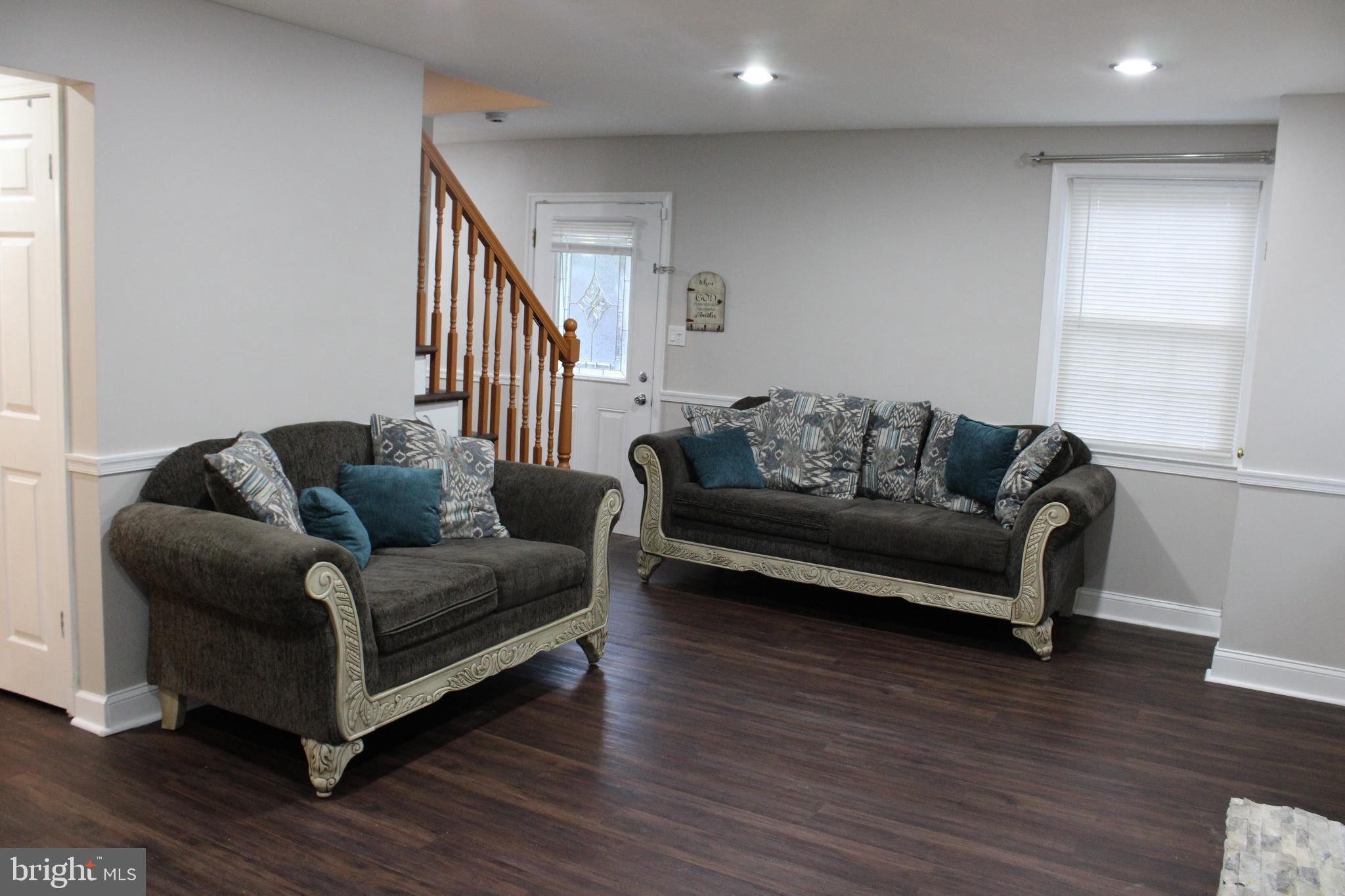 LAURELDALE - Residential