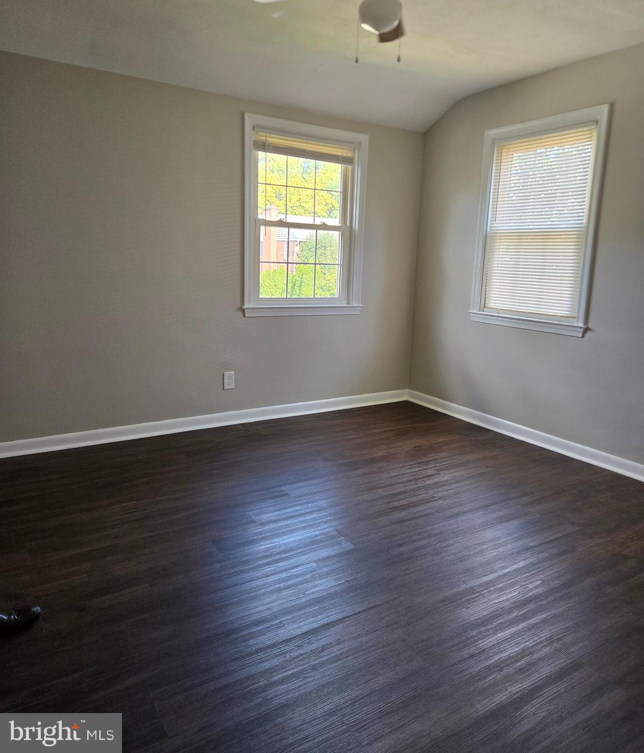 LAURELDALE - Residential