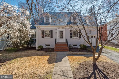 Photo of 4606 DERUSSEY PKWY, CHEVY CHASE, MD 20815 (MLS # MDMC2085180)
