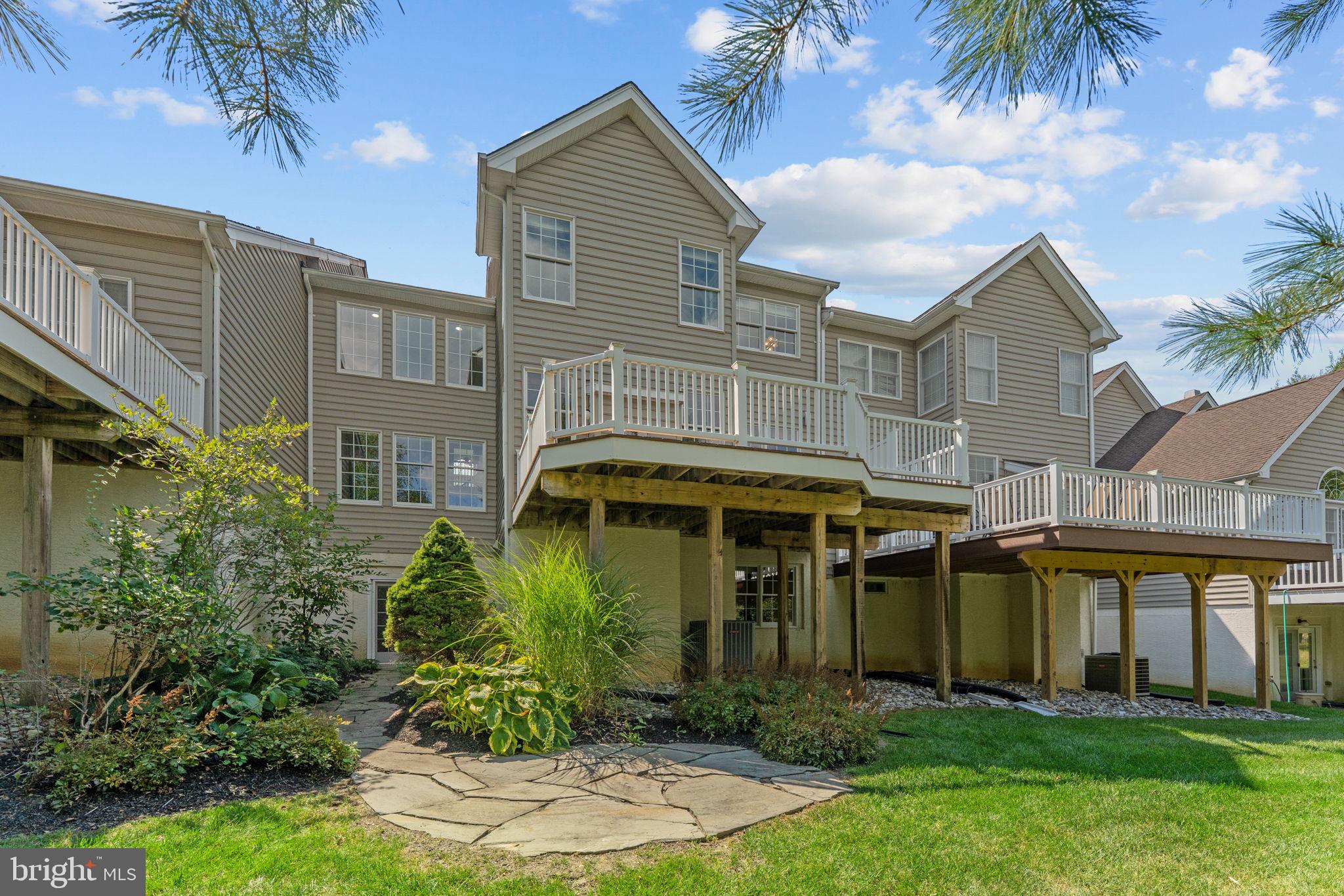 RIVERSIDE AT CHADDS - Residential Lease