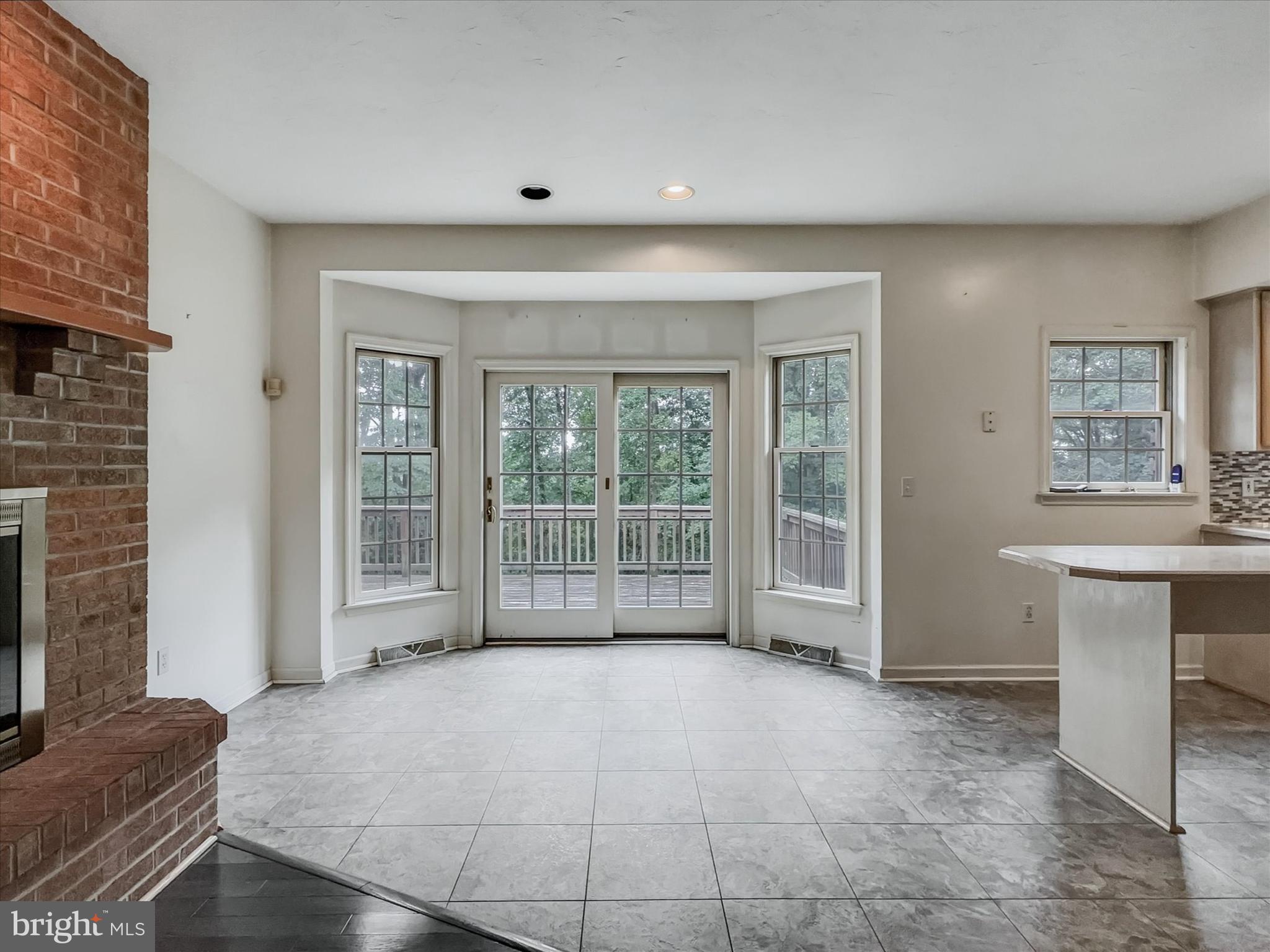 1903 WOODLAND ROAD