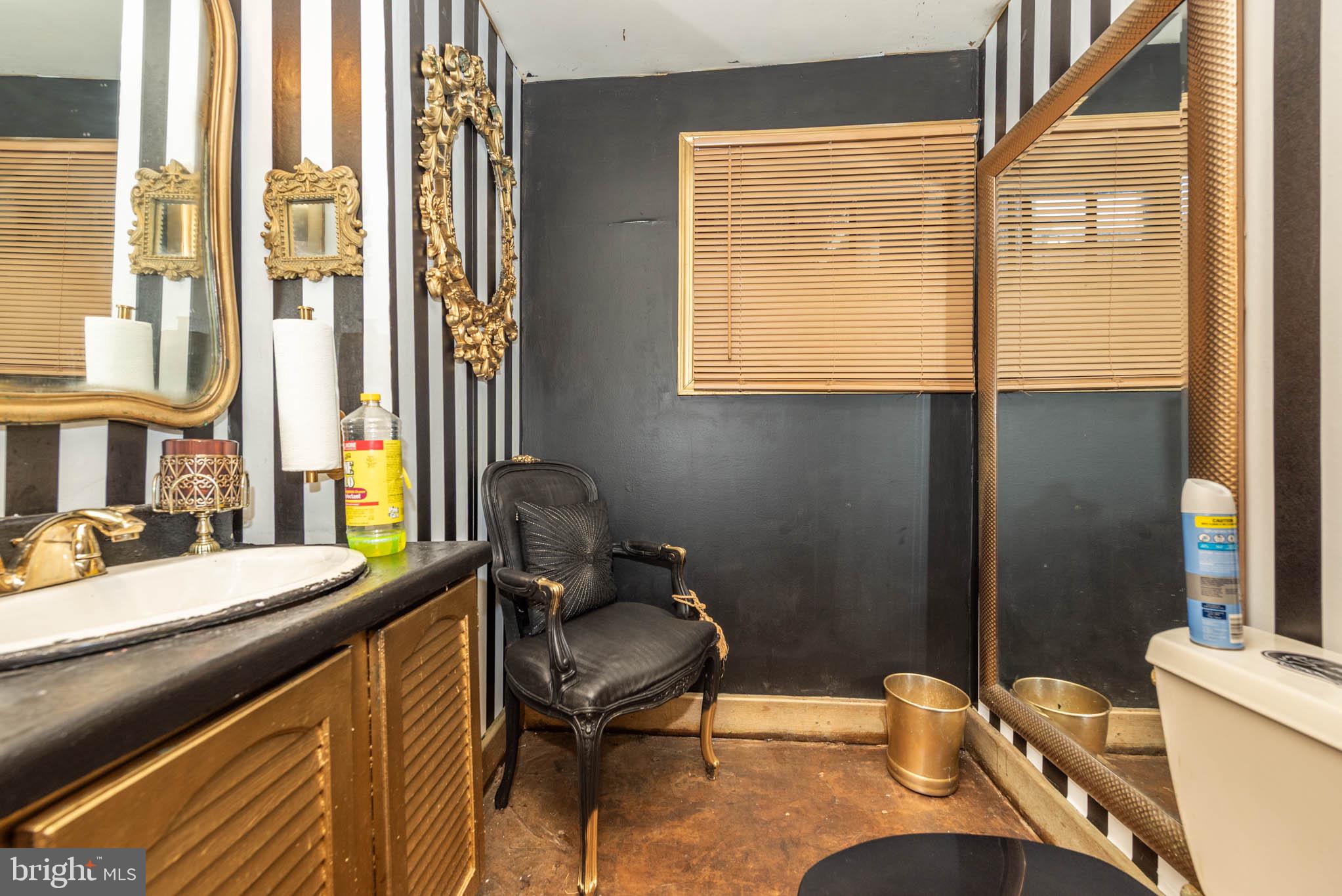 PARKVILLE - Residential