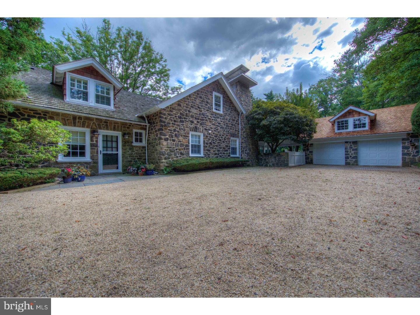 MOUNT PLEASANT - Residential