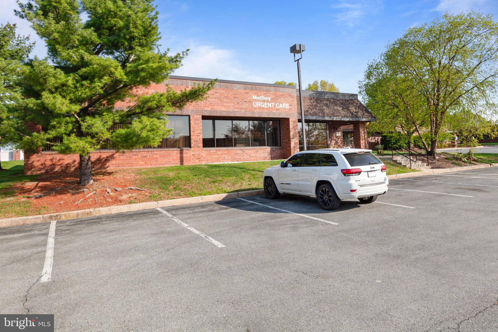 1025 BERKSHIRE BLVD 600 B